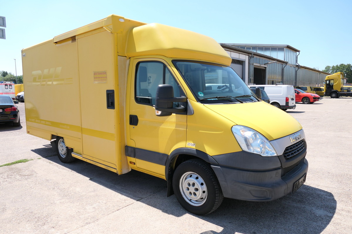 IVECO Daily 35 S11 C30C AUTOMATIK KAMERA Regale LUFT D - Fourgon: photos 2 IVECO Daily 35 S11 C30C AUTOMATIK KAMERA Regale LUFT D - Fourgon: photos 2