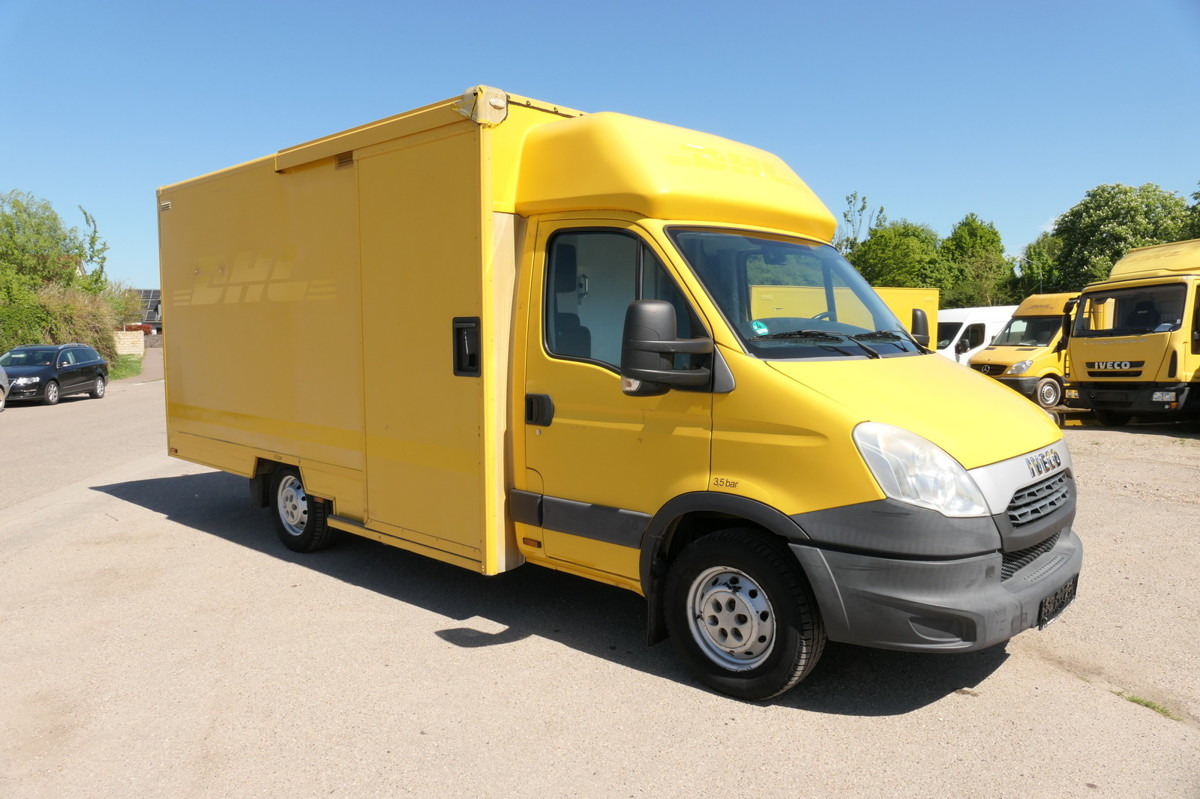 IVECO Daily 35 S11 C30C AUTOMATIK KAMERA Regale LUFT D - Fourgon: photos 2 IVECO Daily 35 S11 C30C AUTOMATIK KAMERA Regale LUFT D - Fourgon: photos 2