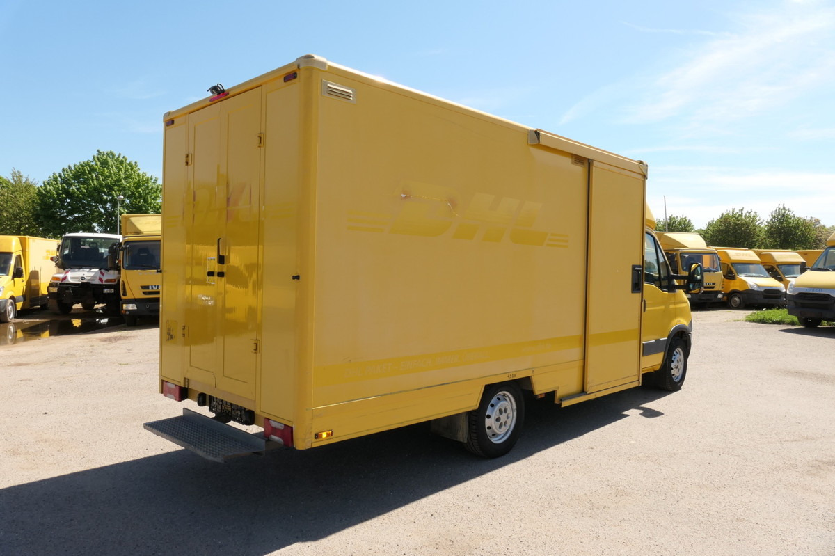 IVECO Daily 35 S11 C30C AUTOMATIK KAMERA Regale LUFT D - Fourgon: photos 3 IVECO Daily 35 S11 C30C AUTOMATIK KAMERA Regale LUFT D - Fourgon: photos 3