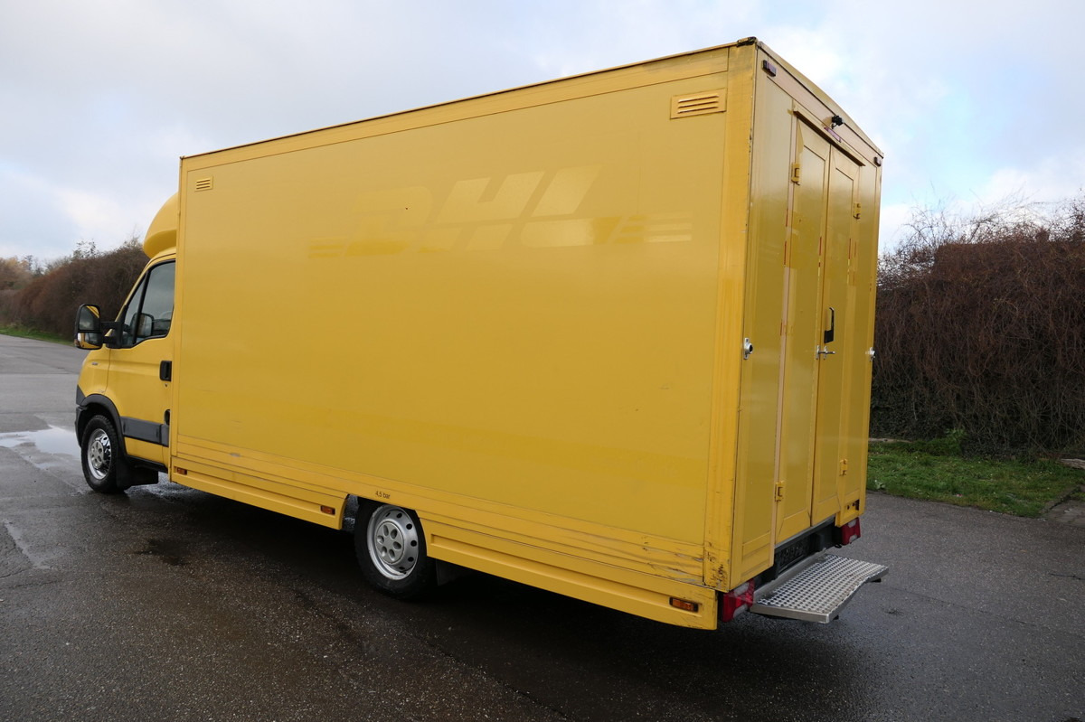 IVECO Daily 35 S11 C30C KURZ AUTOMATIK KAMERA Regale L - Fourgon: photos 4 IVECO Daily 35 S11 C30C KURZ AUTOMATIK KAMERA Regale L - Fourgon: photos 4