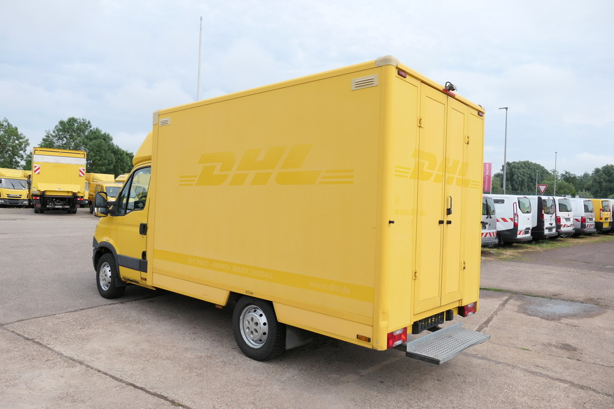 IVECO Daily 35 S11 C30C Kurz AUTOMATIK KAMERA Regale L - Fourgon: photos 3 IVECO Daily 35 S11 C30C Kurz AUTOMATIK KAMERA Regale L - Fourgon: photos 3