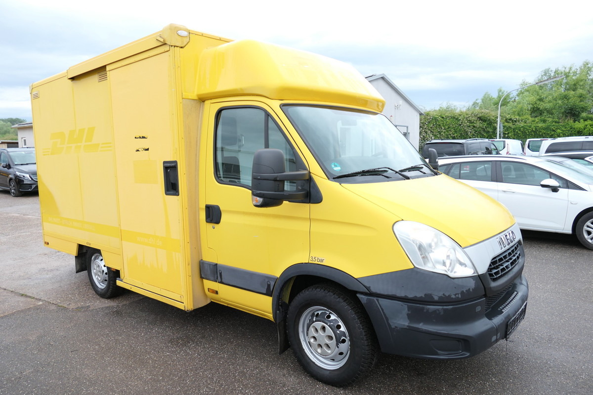 IVECO Daily 35 S11 C30C Kurz AUTOMATIK KAMERA Regale L - Fourgon: photos 2 IVECO Daily 35 S11 C30C Kurz AUTOMATIK KAMERA Regale L - Fourgon: photos 2