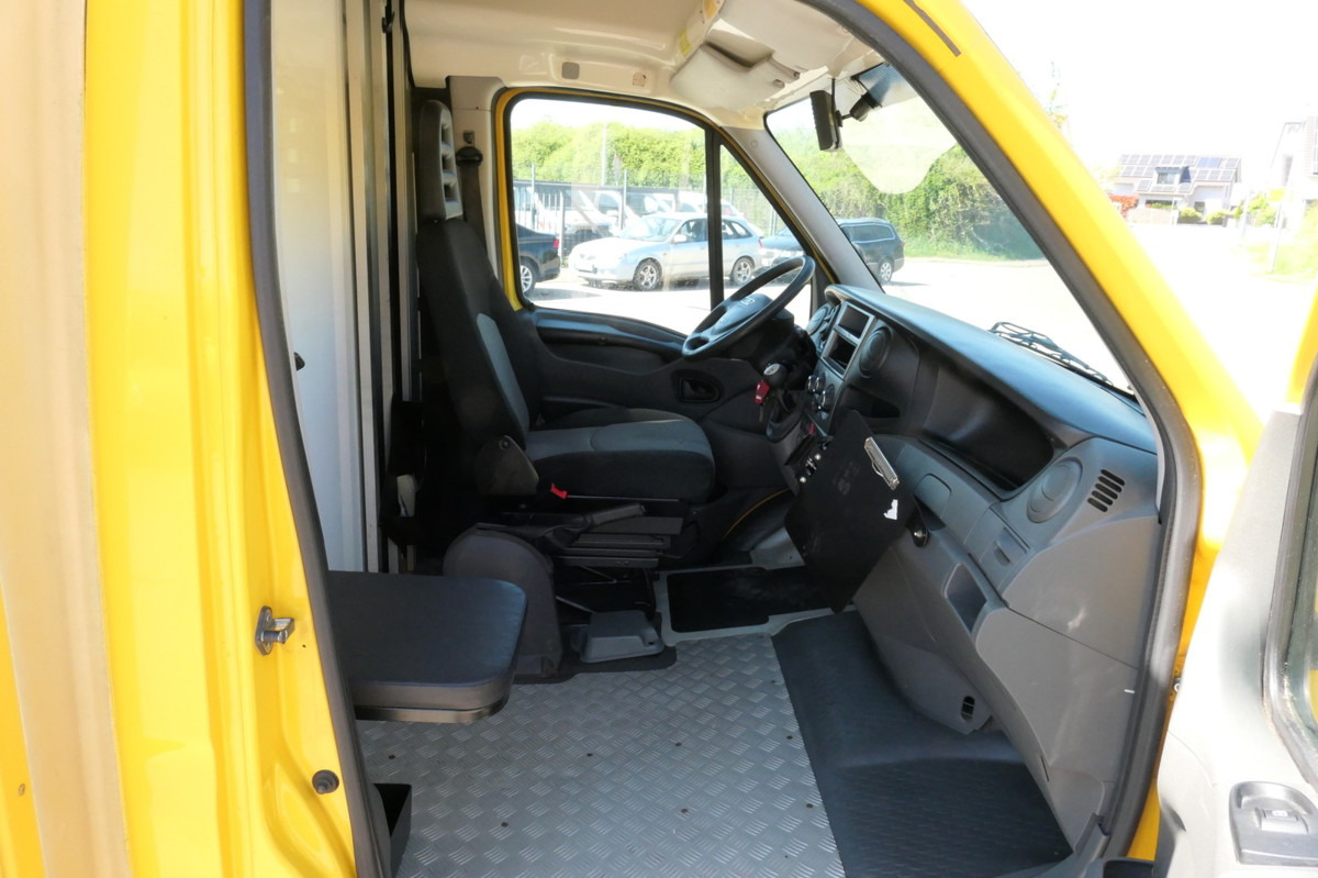 IVECO Daily 35 S11 KURZ C30C AUTOMATIK KAMERA Regale L - Fourgon: photos 5 IVECO Daily 35 S11 KURZ C30C AUTOMATIK KAMERA Regale L - Fourgon: photos 5