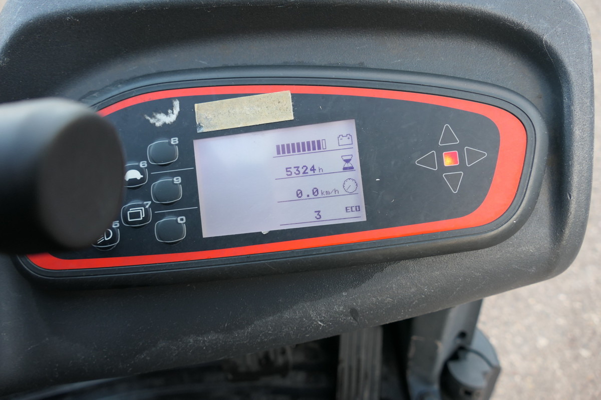 Crédit-bail LINDE P 60 Z Schlepper Batterie 11/2019 LINDE P 60 Z Schlepper Batterie 11/2019: photos 7