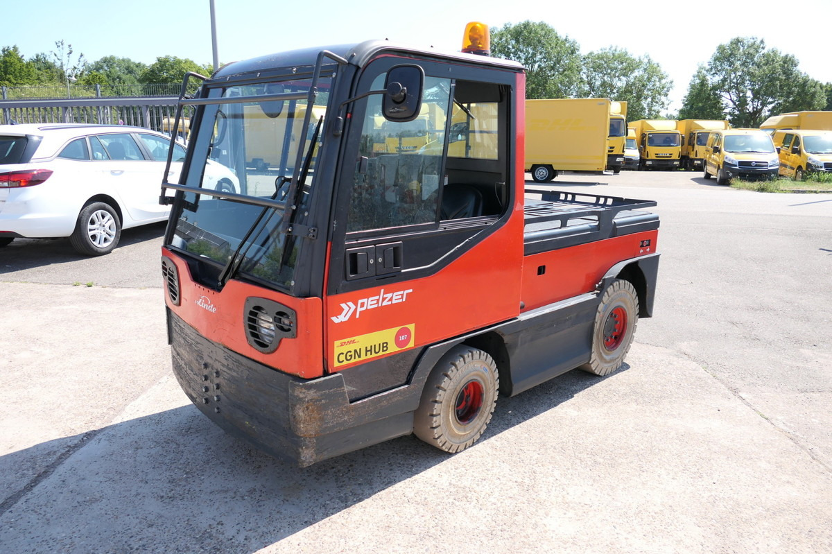LINDE P250 Schlepper AHK Batterie 24/2021 Schiebetüren - Chariot tracteur: photos 2 LINDE P250 Schlepper AHK Batterie 24/2021 Schiebetüren - Chariot tracteur: photos 2