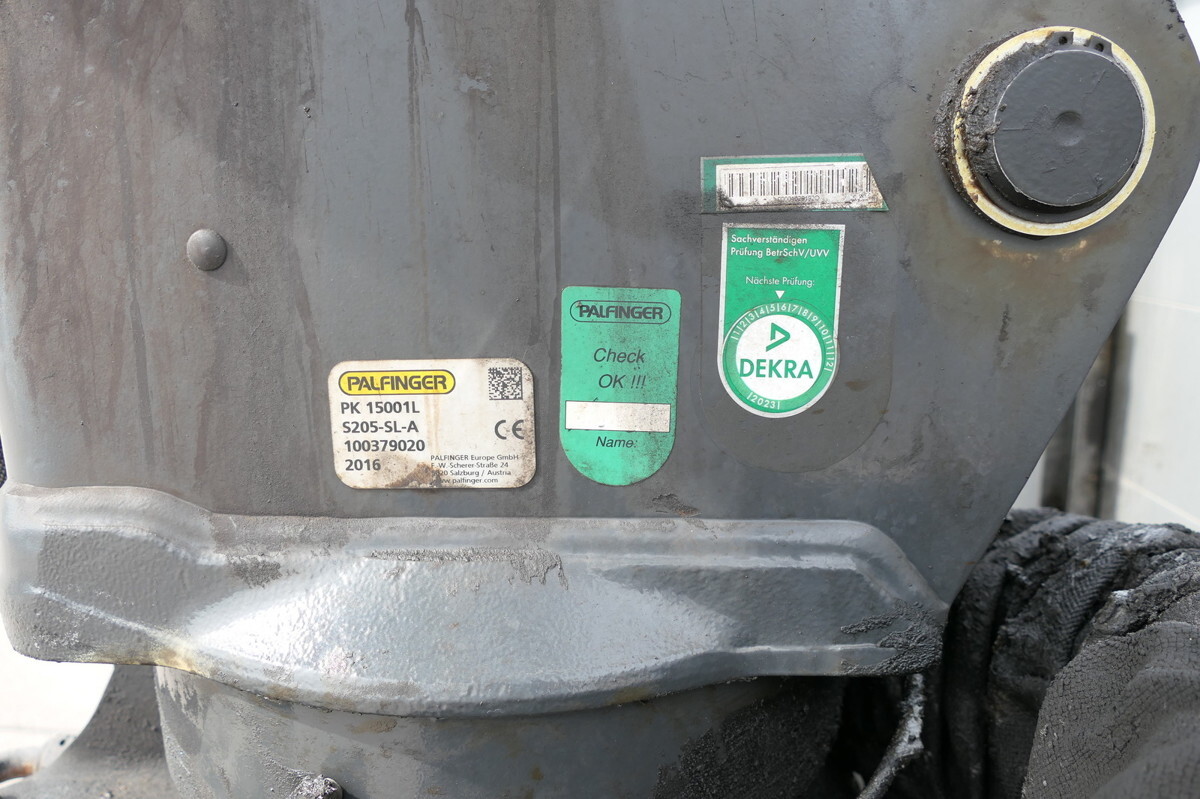 Camion plateau, Camion grue MERCEDES-BENZ Antos 2540 L KLIMA Palfinger-Kran PK15001L Lenka: photos 7 Camion plateau, Camion grue MERCEDES-BENZ Antos 2540 L KLIMA Palfinger-Kran PK15001L Lenka: photos 7