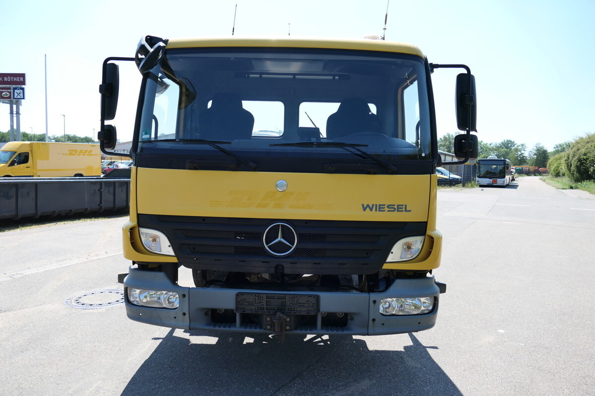 MERCEDES-BENZ KAMAG WBH 25 Wiesel Terberg Umsetzfahrz. Sattelk - Camion porte-conteneur/ Caisse mobile: photos 3 MERCEDES-BENZ KAMAG WBH 25 Wiesel Terberg Umsetzfahrz. Sattelk - Camion porte-conteneur/ Caisse mobile: photos 3