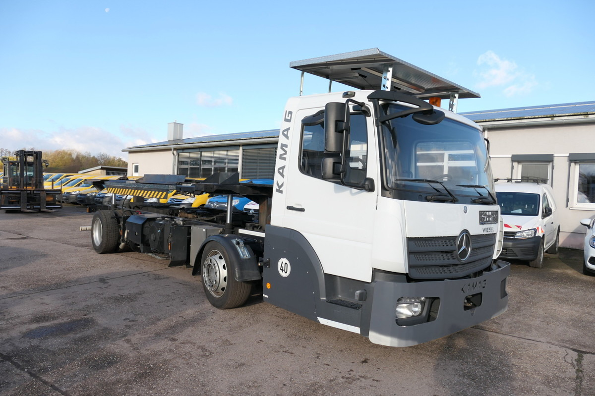 MERCEDES-BENZ Kamag Wiesel WBH 25 E4-D - Camion porte-conteneur/ Caisse mobile: photos 4 MERCEDES-BENZ Kamag Wiesel WBH 25 E4-D - Camion porte-conteneur/ Caisse mobile: photos 4