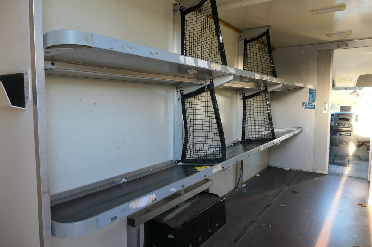 MERCEDES-BENZ SPRINTER 310 CDI MAXI EURO-5 KOFFER REGALE KAMER - Fourgon: photos 5 MERCEDES-BENZ SPRINTER 310 CDI MAXI EURO-5 KOFFER REGALE KAMER - Fourgon: photos 5