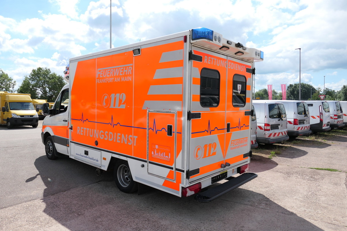MERCEDES-BENZ Sprinter 519 CDI Klima Krankenwagen Fahrtec Aufb - Ambulance: photos 3 MERCEDES-BENZ Sprinter 519 CDI Klima Krankenwagen Fahrtec Aufb - Ambulance: photos 3