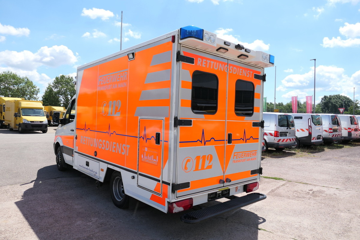 MERCEDES-BENZ Sprinter 519 CDI Klima Krankenwagen Fahrtec Aufb - Ambulance: photos 3 MERCEDES-BENZ Sprinter 519 CDI Klima Krankenwagen Fahrtec Aufb - Ambulance: photos 3