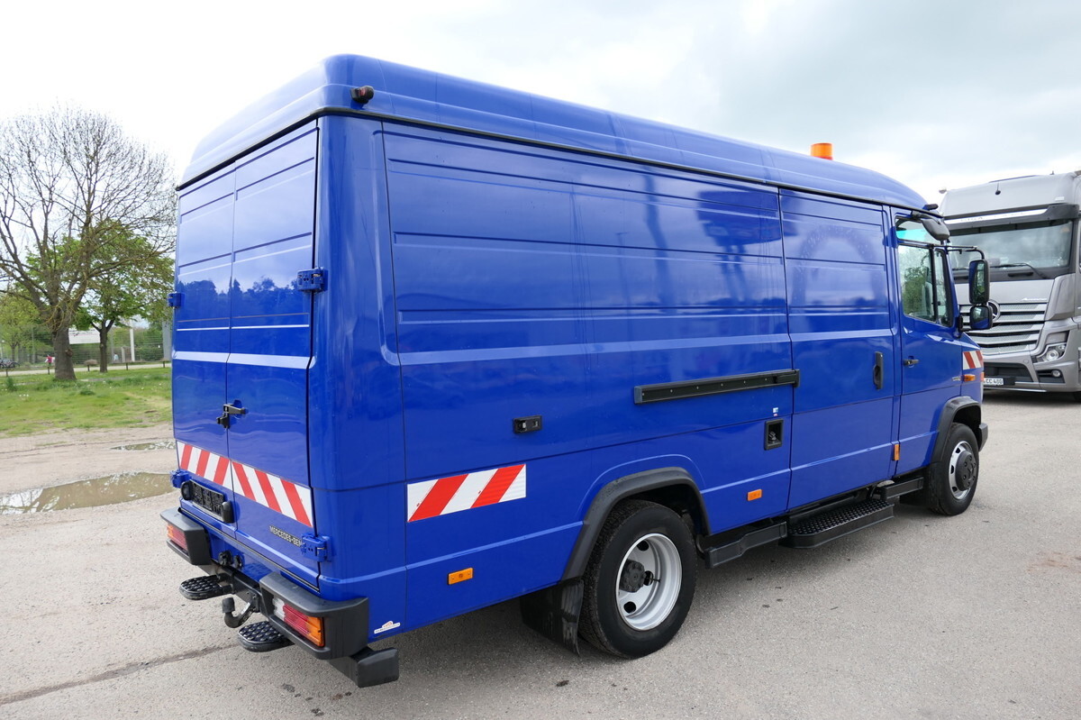 MERCEDES-BENZ Vario 816 D Kanalinspektion Kanal TV Standheizun - Camion hydrocureur: photos 3 MERCEDES-BENZ Vario 816 D Kanalinspektion Kanal TV Standheizun - Camion hydrocureur: photos 3