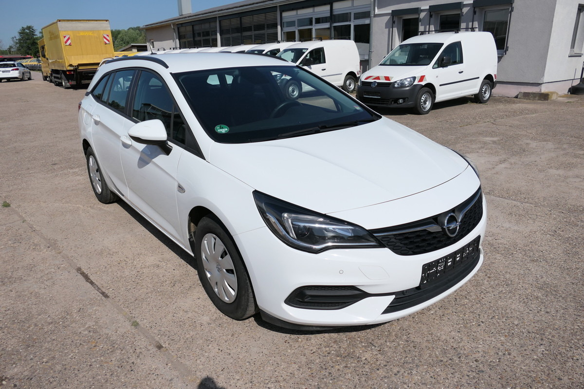 OPEL Astra Sports Tourer 1.5 CDTI KLIMA - Voiture: photos 2 OPEL Astra Sports Tourer 1.5 CDTI KLIMA - Voiture: photos 2