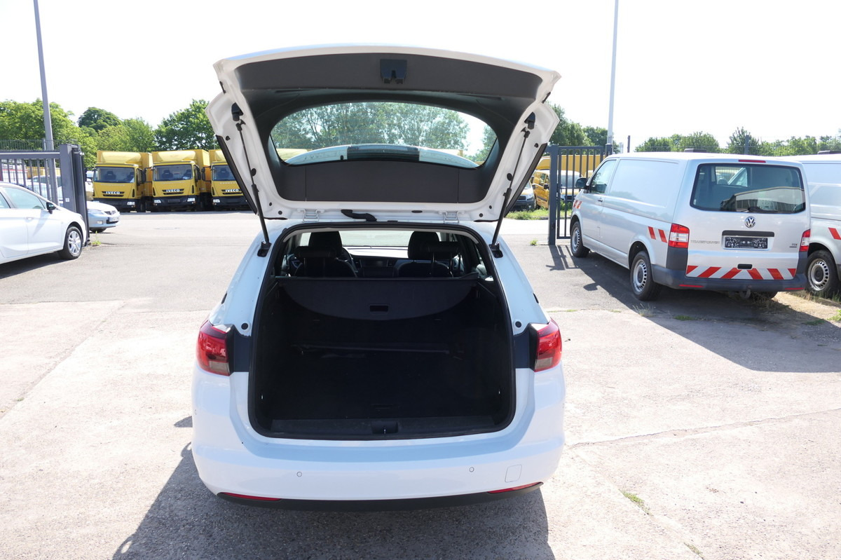 OPEL Astra Sports Tourer 1.5 CDTI KLIMA - Voiture: photos 5 OPEL Astra Sports Tourer 1.5 CDTI KLIMA - Voiture: photos 5