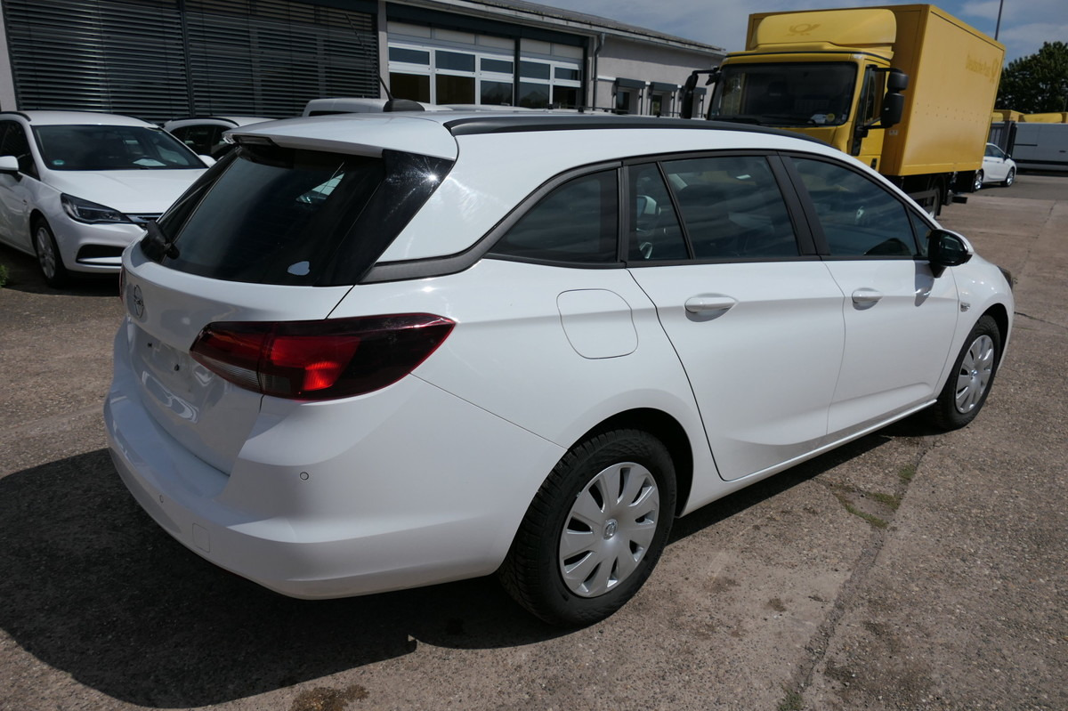 OPEL Astra Sports Tourer 1.5 CDTI KLIMA - Voiture: photos 3 OPEL Astra Sports Tourer 1.5 CDTI KLIMA - Voiture: photos 3