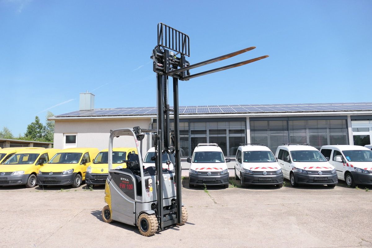 STILL RX 20-18P/H 4-RAD - Chariot embarqué: photos 2 STILL RX 20-18P/H 4-RAD - Chariot embarqué: photos 2