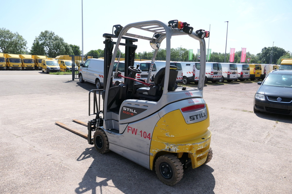 STILL RX 20-18P/H 4-RAD - Chariot embarqué: photos 3 STILL RX 20-18P/H 4-RAD - Chariot embarqué: photos 3