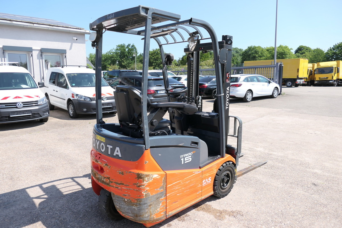TOYOTA 7FBEST 15 Elektro 3-Rad - Chariot élévateur électrique: photos 4 TOYOTA 7FBEST 15 Elektro 3-Rad - Chariot élévateur électrique: photos 4