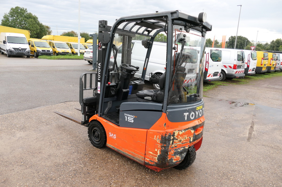 TOYOTA 7FBEST 15 Elektro Batterie 17/2021 3-Rad - Chariot élévateur électrique: photos 5 TOYOTA 7FBEST 15 Elektro Batterie 17/2021 3-Rad - Chariot élévateur électrique: photos 5