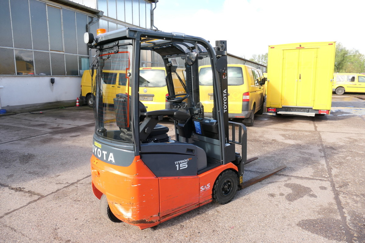 TOYOTA 7FBEST 15 Elektro Batterie 38/2020 3-Rad - Chariot élévateur électrique: photos 2 TOYOTA 7FBEST 15 Elektro Batterie 38/2020 3-Rad - Chariot élévateur électrique: photos 2
