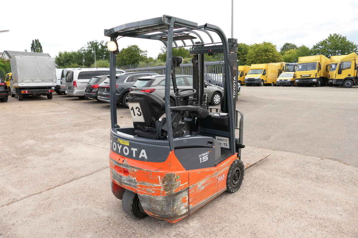 TOYOTA 7FBEST 15 Elektro Batterie 48/2021 3-Rad - Chariot élévateur électrique: photos 5 TOYOTA 7FBEST 15 Elektro Batterie 48/2021 3-Rad - Chariot élévateur électrique: photos 5