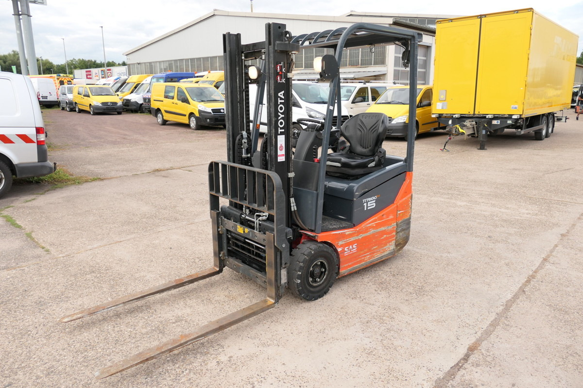 TOYOTA 7FBEST 15 Elektro Batterie 48/2021 3-Rad - Chariot élévateur électrique: photos 3 TOYOTA 7FBEST 15 Elektro Batterie 48/2021 3-Rad - Chariot élévateur électrique: photos 3