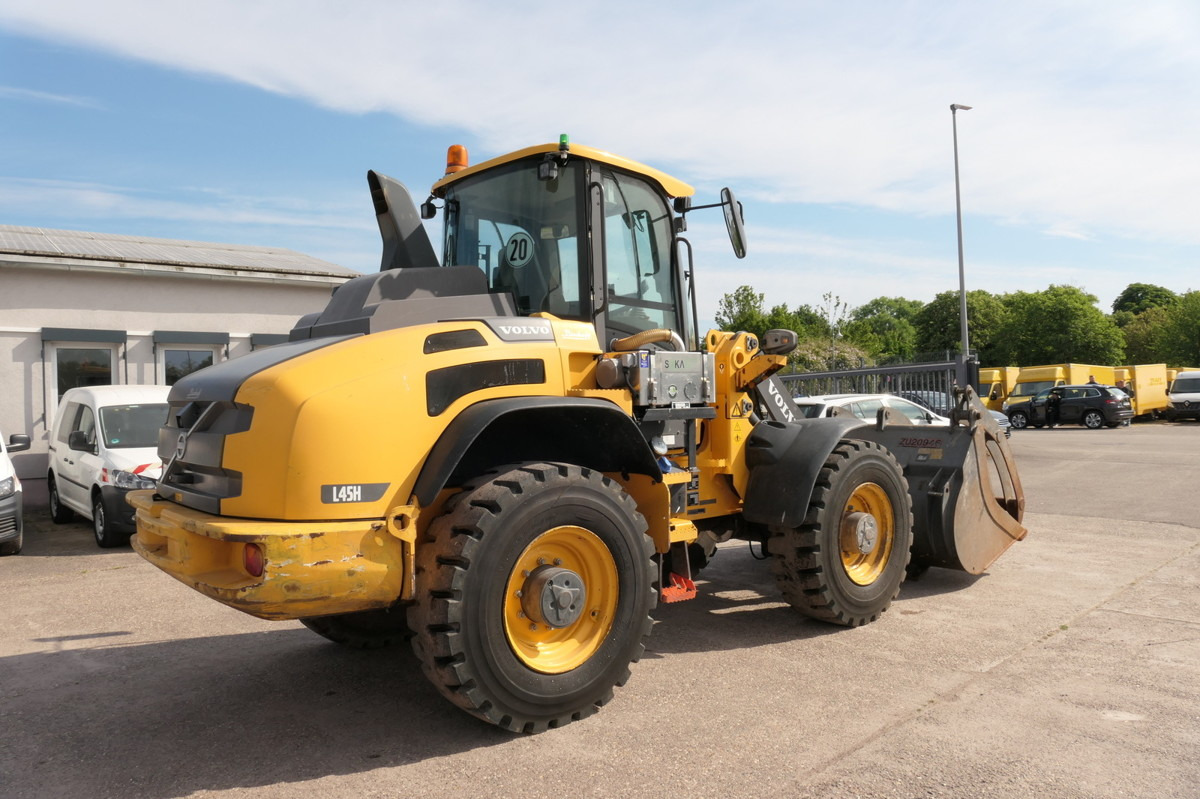 VOLVO L45H - Chargeuse sur pneus: photos 5 VOLVO L45H - Chargeuse sur pneus: photos 5