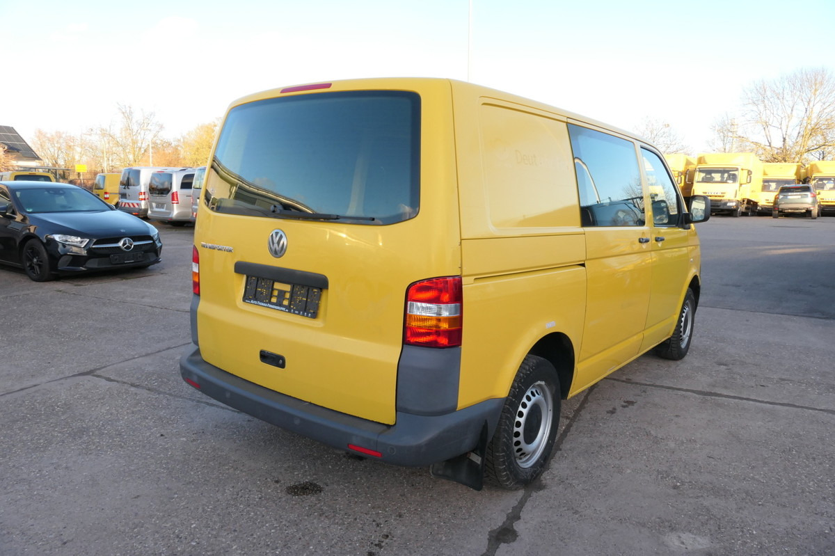 VW T5 Transporter 1.9 TDI PARKTRONIK 2xSCHIEBETÜR - Fourgonnette: photos 5 VW T5 Transporter 1.9 TDI PARKTRONIK 2xSCHIEBETÜR - Fourgonnette: photos 5
