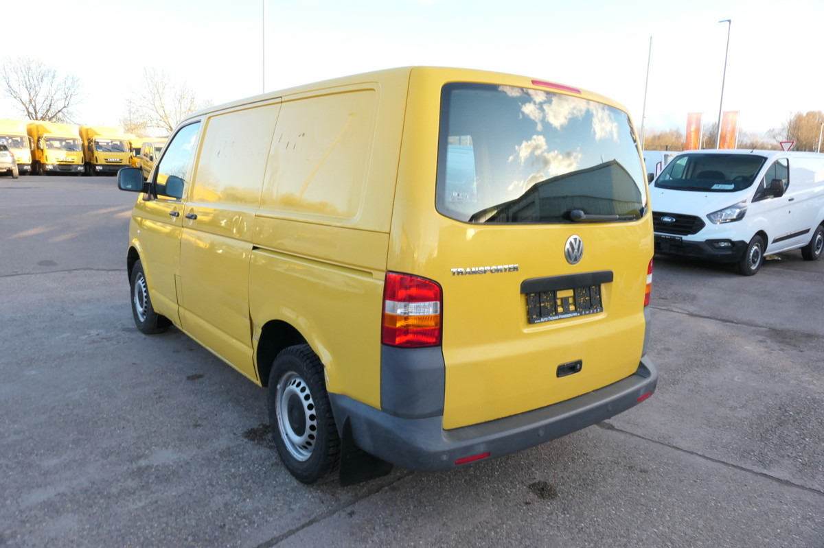 VW T5 Transporter 1.9 TDI PARKTRONIK 2xSCHIEBETÜR - Fourgonnette: photos 4 VW T5 Transporter 1.9 TDI PARKTRONIK 2xSCHIEBETÜR - Fourgonnette: photos 4