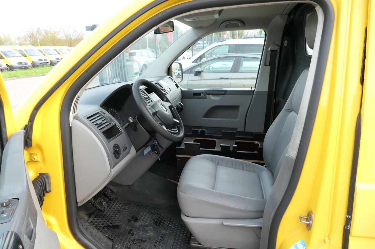 Crédit-bail VW T5 Transporter 1.9 TDI PARKTRONIK 2xSCHIEBETÜR VW T5 Transporter 1.9 TDI PARKTRONIK 2xSCHIEBETÜR: photos 9