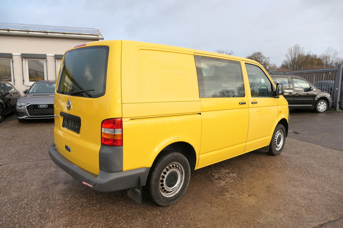 VW T5 Transporter 1.9 TDI PARKTRONIK 2xSCHIEBETÜR - Fourgonnette: photos 4 VW T5 Transporter 1.9 TDI PARKTRONIK 2xSCHIEBETÜR - Fourgonnette: photos 4