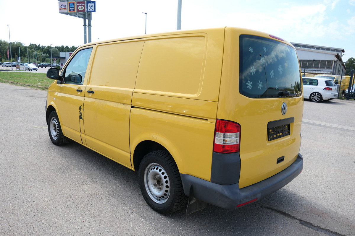VW T5 Transporter 2.0 TDI 2xSCHIEBETÜR PARKTRONIK E - Fourgonnette: photos 5 VW T5 Transporter 2.0 TDI 2xSCHIEBETÜR PARKTRONIK E - Fourgonnette: photos 5
