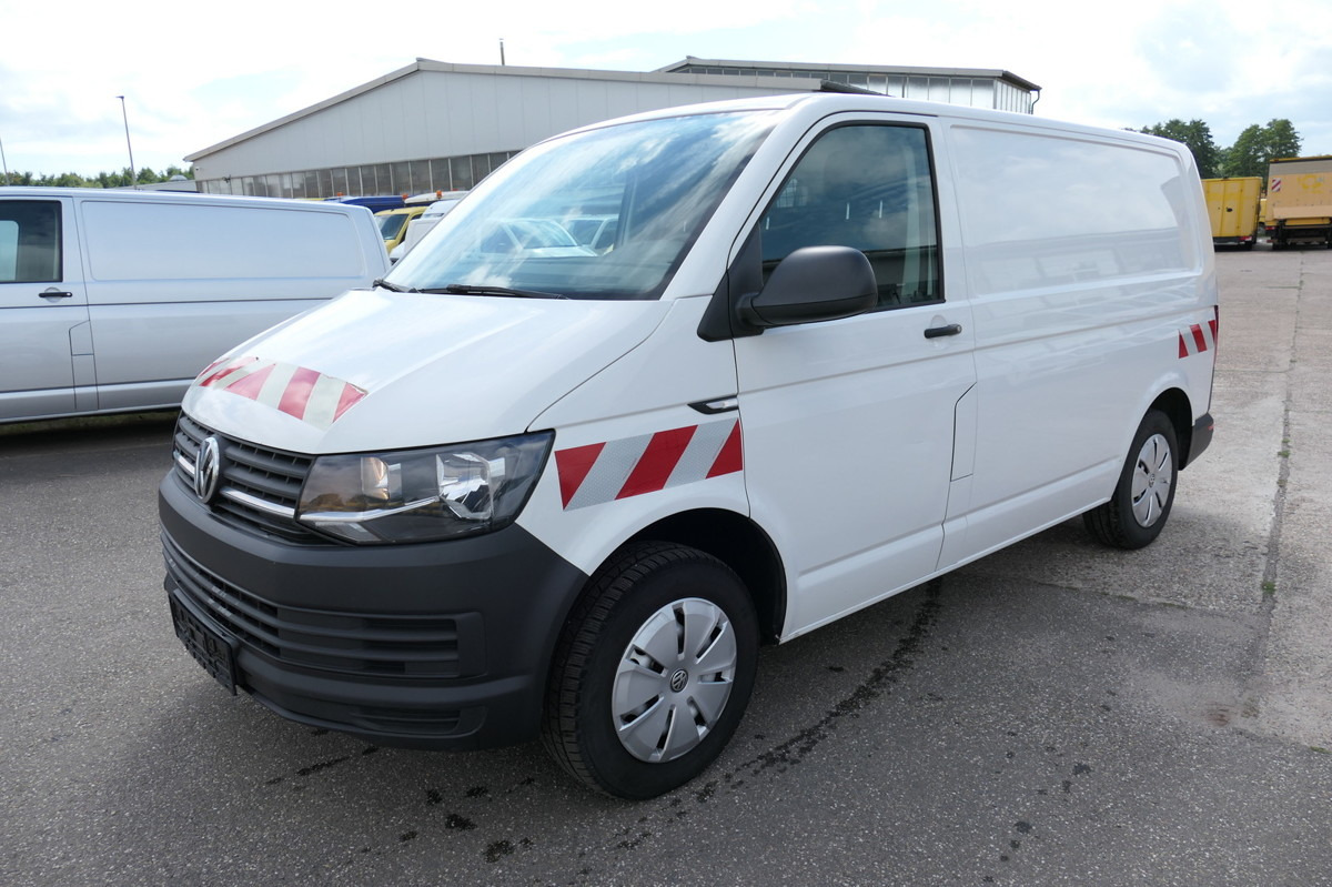 VW T6 Transporter 2.0 TDI 4Motion 3Sitzer KLIMA AHK - Fourgonnette: photos 3 VW T6 Transporter 2.0 TDI 4Motion 3Sitzer KLIMA AHK - Fourgonnette: photos 3