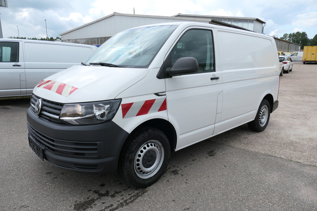 VW T6 Transporter 2.0 TDI 4Motion 3Sitzer KLIMA AHK - Fourgonnette: photos 2 VW T6 Transporter 2.0 TDI 4Motion 3Sitzer KLIMA AHK - Fourgonnette: photos 2