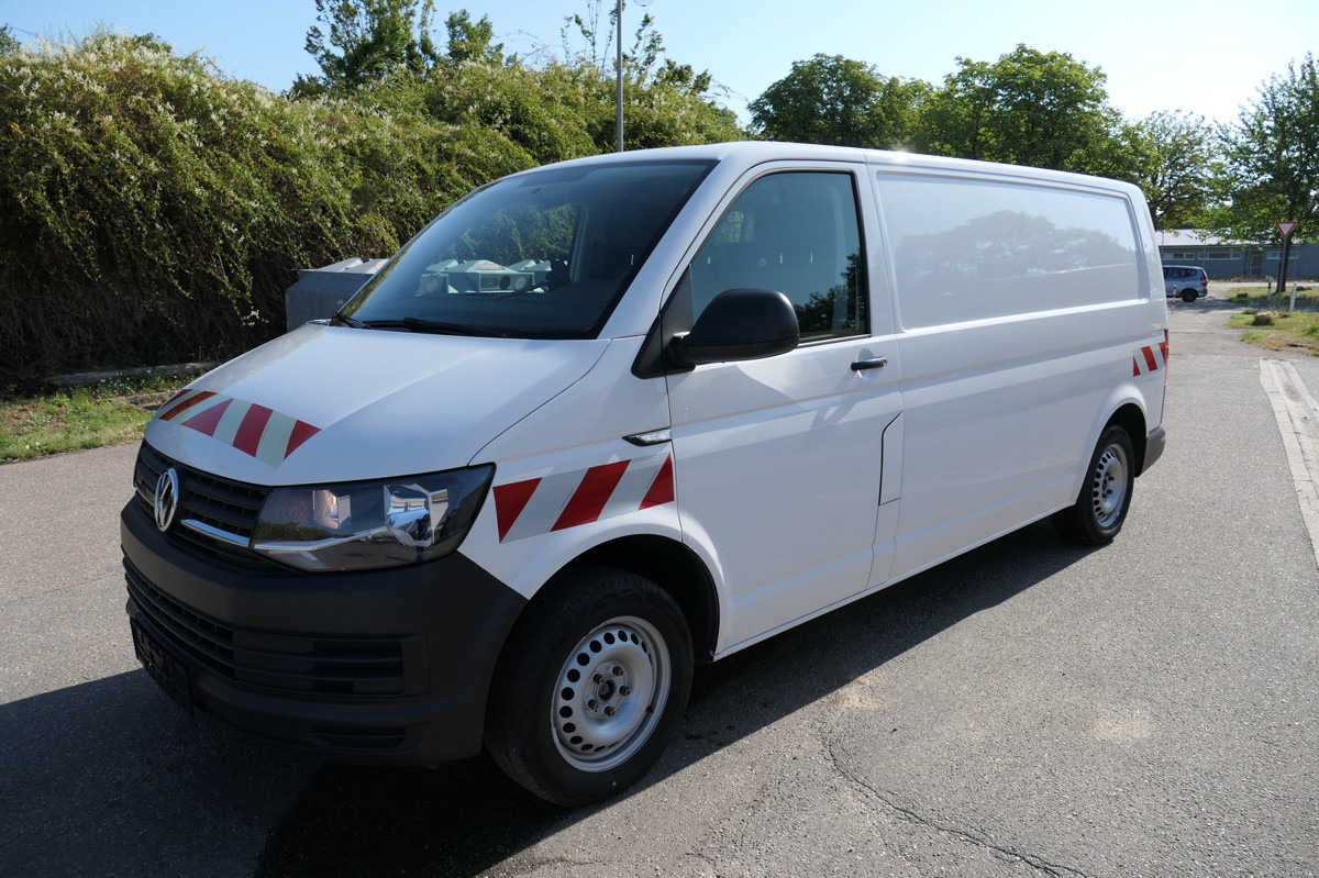 VW T6 Transporter 2.0 TDI lang 4Motion KLIMA AHK We - Fourgonnette: photos 2 VW T6 Transporter 2.0 TDI lang 4Motion KLIMA AHK We - Fourgonnette: photos 2