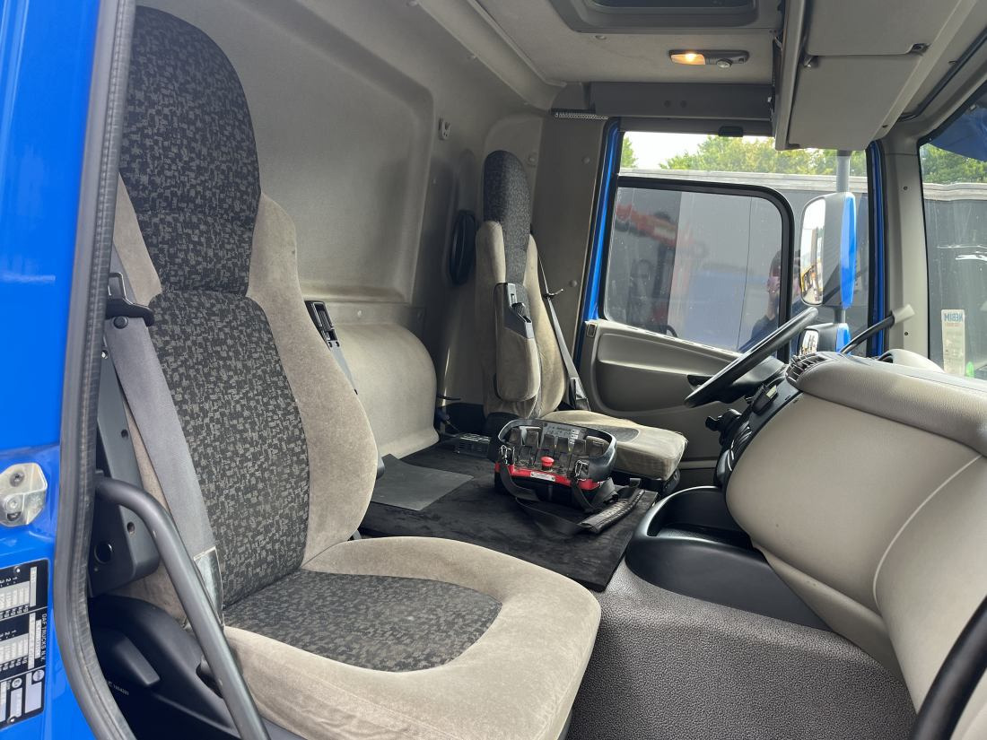 DAF CF 85.360 6x2 NCH cable system - Palfinger PK 18002 - Camion porte-conteneur/ Caisse mobile, Camion grue: photos 4 DAF CF 85.360 6x2 NCH cable system - Palfinger PK 18002 - Camion porte-conteneur/ Caisse mobile, Camion grue: photos 4