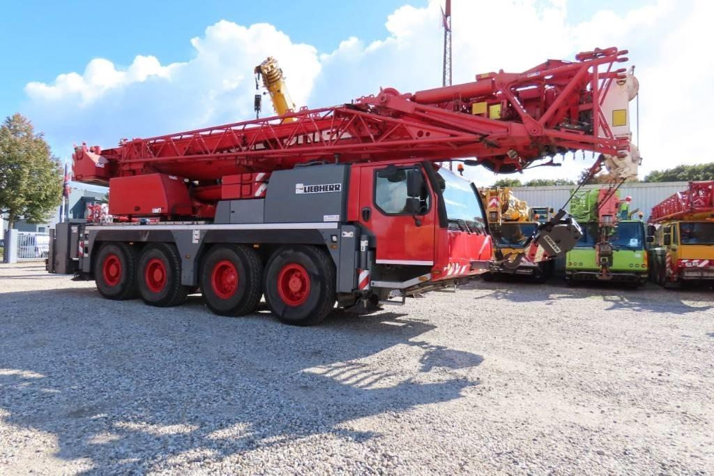Liebherr LTM 1070-4.2 - Grue tout-terrain: photos 3 Liebherr LTM 1070-4.2 - Grue tout-terrain: photos 3
