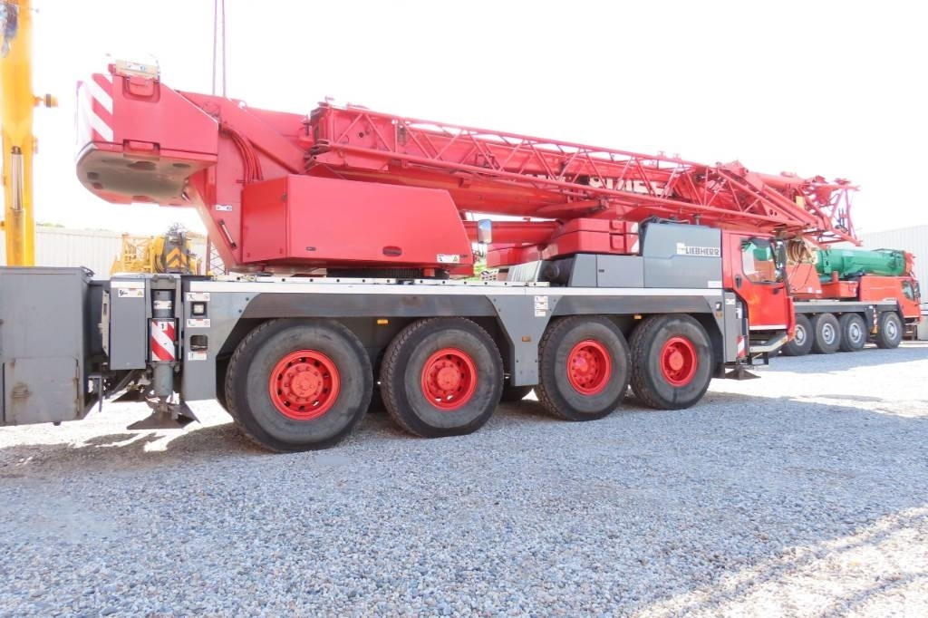 Liebherr LTM 1070-4.2 - Grue tout-terrain: photos 2 Liebherr LTM 1070-4.2 - Grue tout-terrain: photos 2