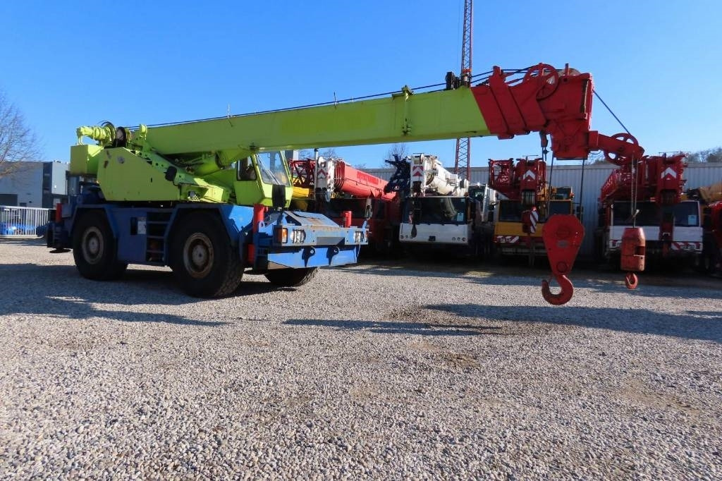 Tadano TR 250 E - Grue mobile: photos 2 Tadano TR 250 E - Grue mobile: photos 2