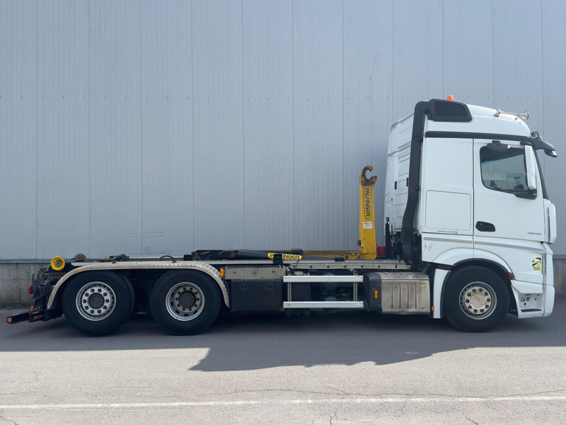 Mercedes-Benz Actros 2548 - Camion ampliroll: photos 2 Mercedes-Benz Actros 2548 - Camion ampliroll: photos 2