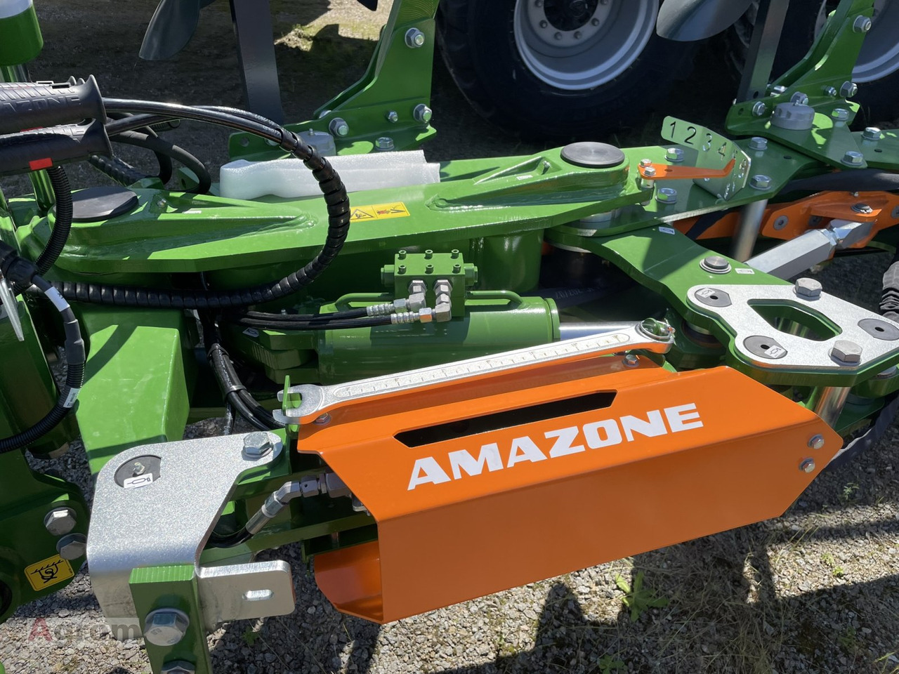 Charrue neuf Amazone Teres 300V: photos 8 Charrue neuf Amazone Teres 300V: photos 8