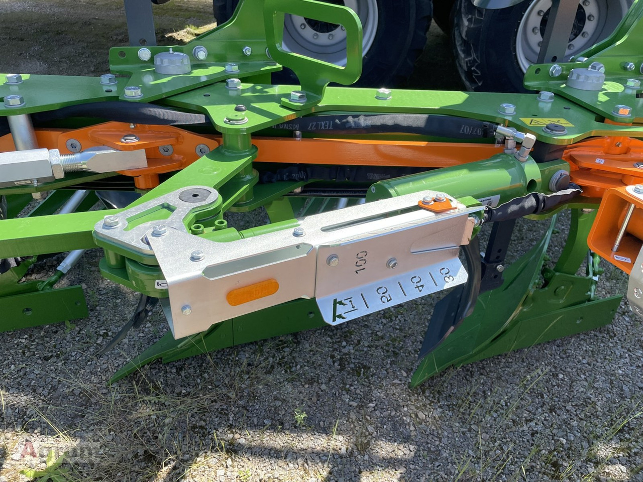 Charrue neuf Amazone Teres 300V: photos 9 Charrue neuf Amazone Teres 300V: photos 9