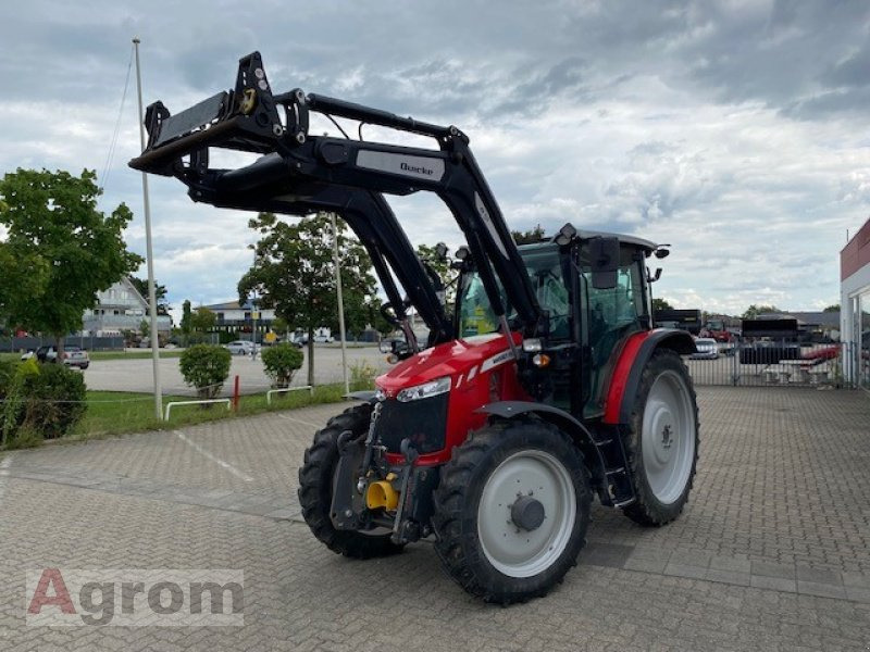 Massey Ferguson 5711 - Tracteur agricole: photos 5 Massey Ferguson 5711 - Tracteur agricole: photos 5