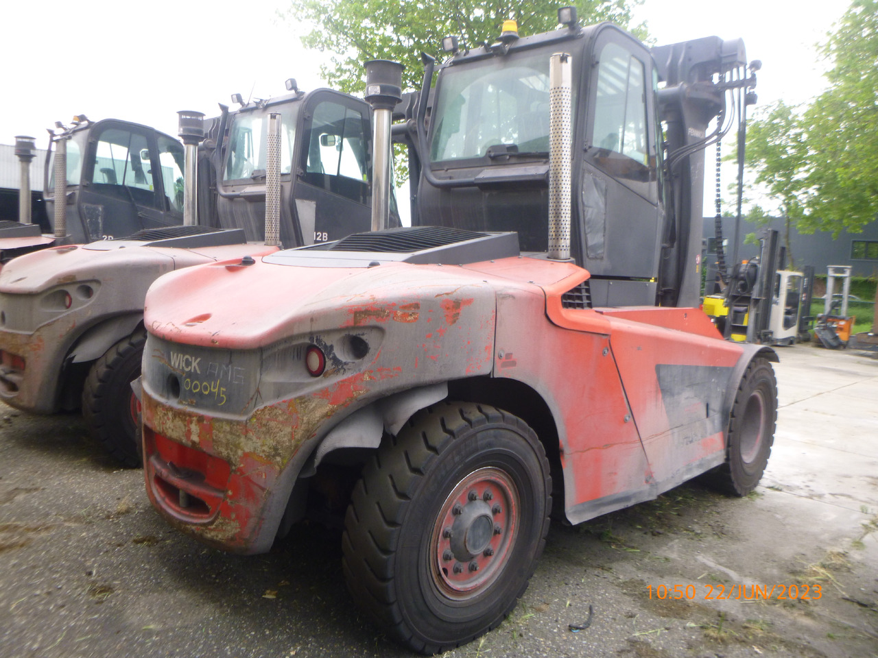 LINDE H120/02 - Chariot élévateur diesel: photos 3 LINDE H120/02 - Chariot élévateur diesel: photos 3