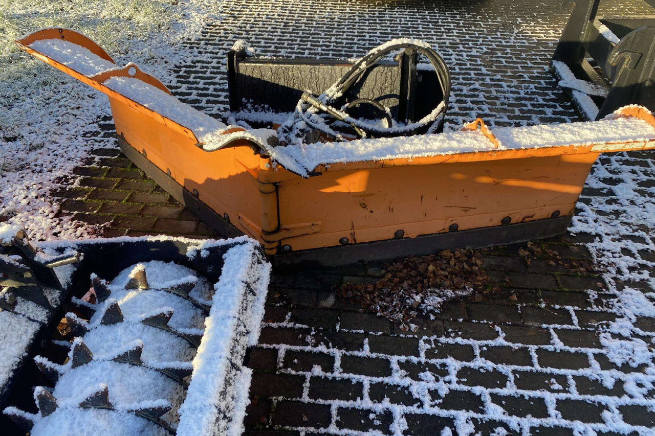 Faim 270 - Lame à neige: photos 1 Faim 270 - Lame à neige: photos 1