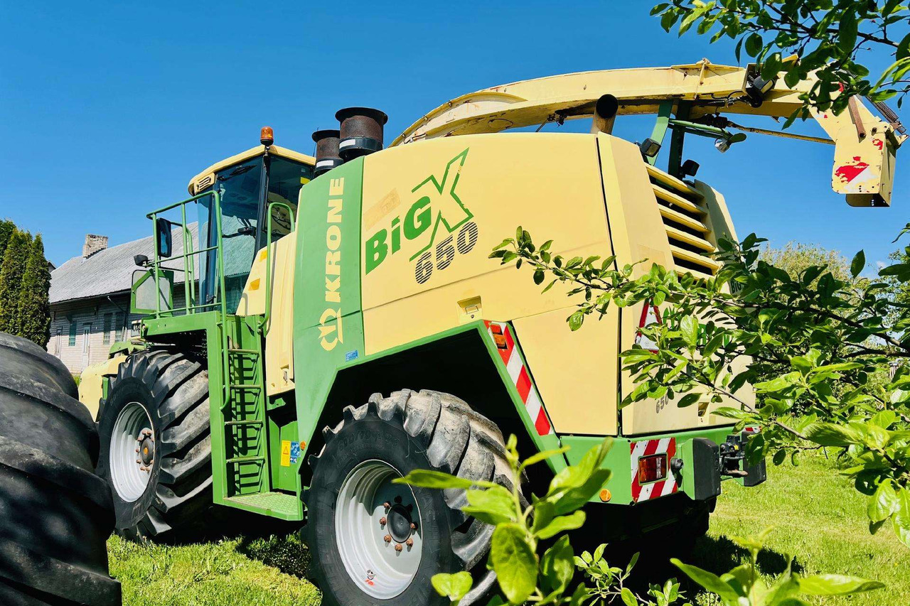 Krone BIG X 650 - Ensileuse: photos 3 Krone BIG X 650 - Ensileuse: photos 3