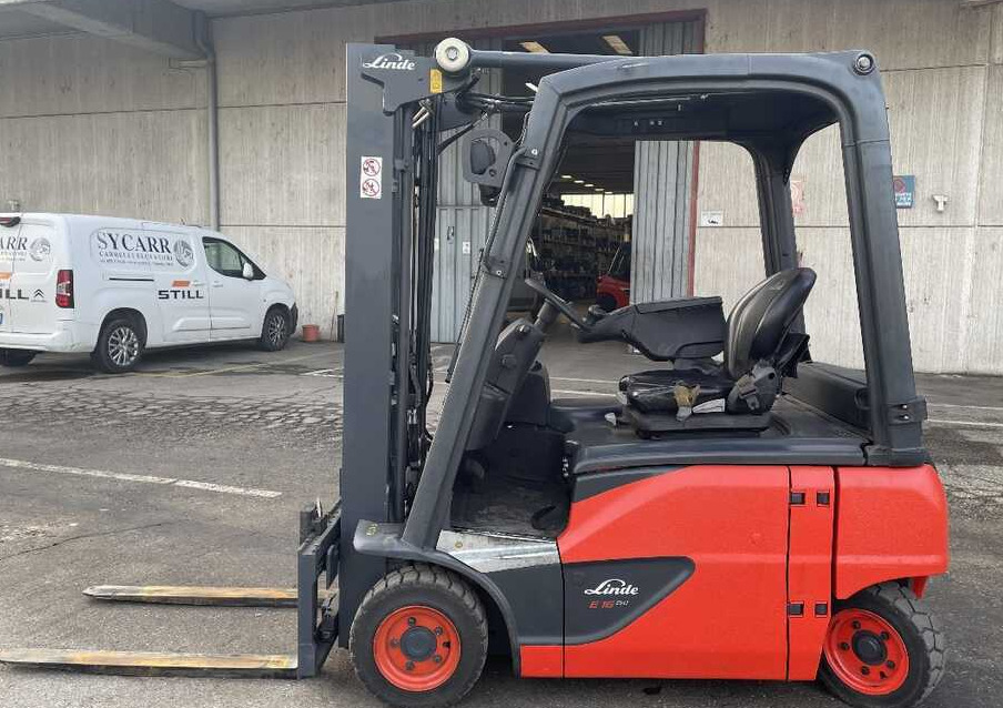 Linde E 16 P-02/386 - Chariot élévateur électrique: photos 5 Linde E 16 P-02/386 - Chariot élévateur électrique: photos 5
