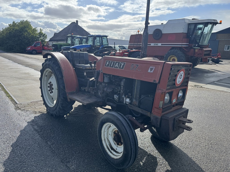 Fiat 570 - Tracteur agricole: photos 3 Fiat 570 - Tracteur agricole: photos 3