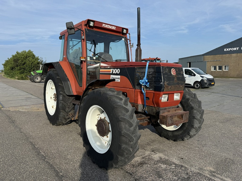 Fiat F100 - Tracteur agricole: photos 3 Fiat F100 - Tracteur agricole: photos 3