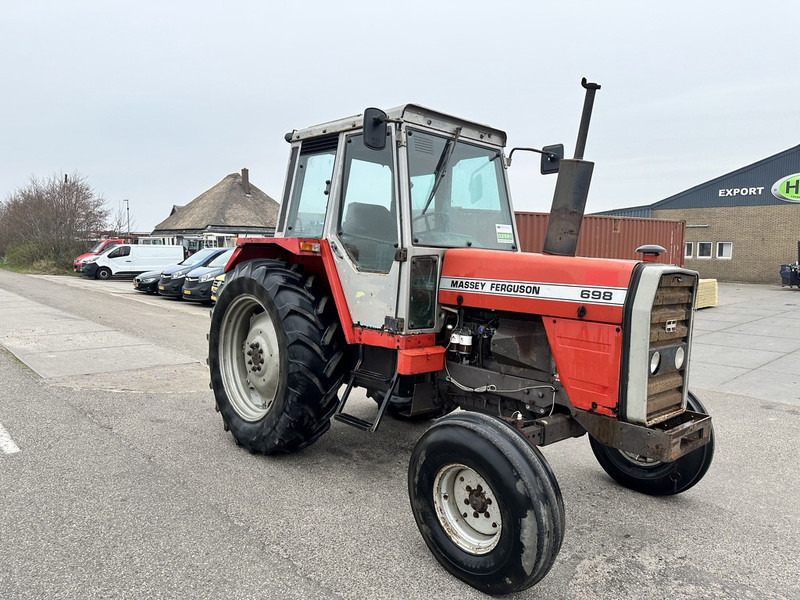 Massey Ferguson 698 - Tracteur agricole: photos 3 Massey Ferguson 698 - Tracteur agricole: photos 3